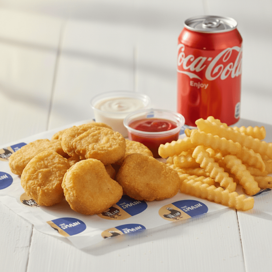 Nuggets Combo - 9 chicken nuggets met crinkle fries, drankje en 2 sausjes